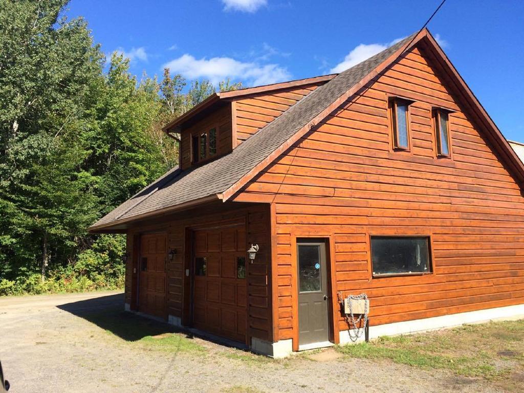 Le Chalet Appartamento Shawinigan Esterno foto
